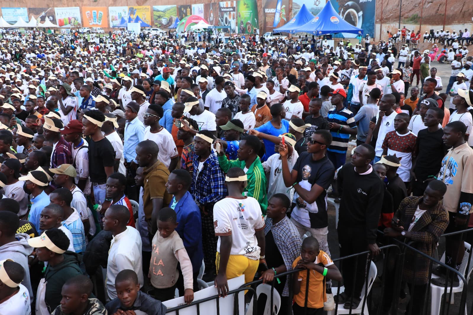 Thousands of fans cheering at the front barrier of Africa Coffee Fest